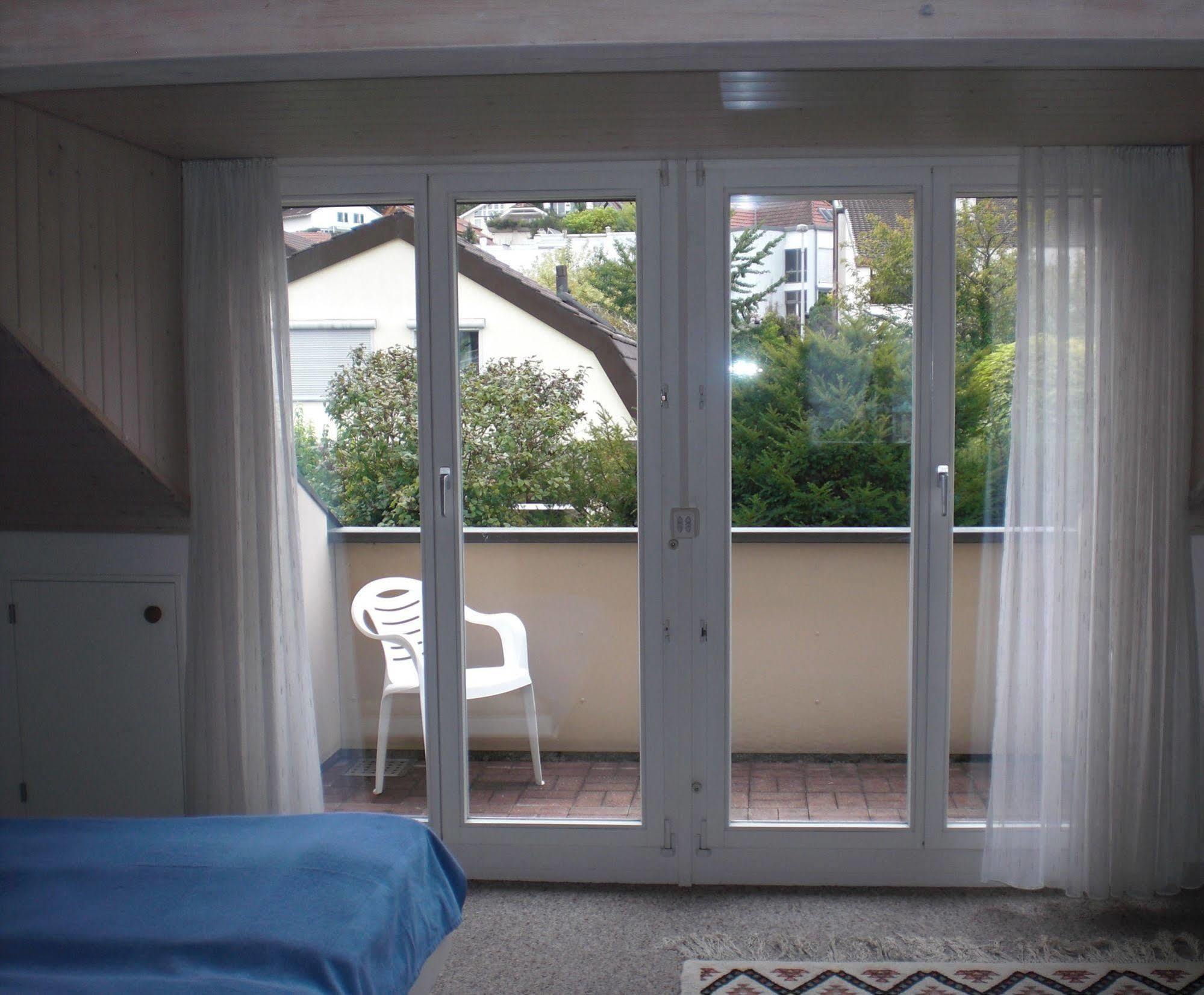 Mybednbreakfast In Bottmingen Acomodação com café da manhã Exterior foto