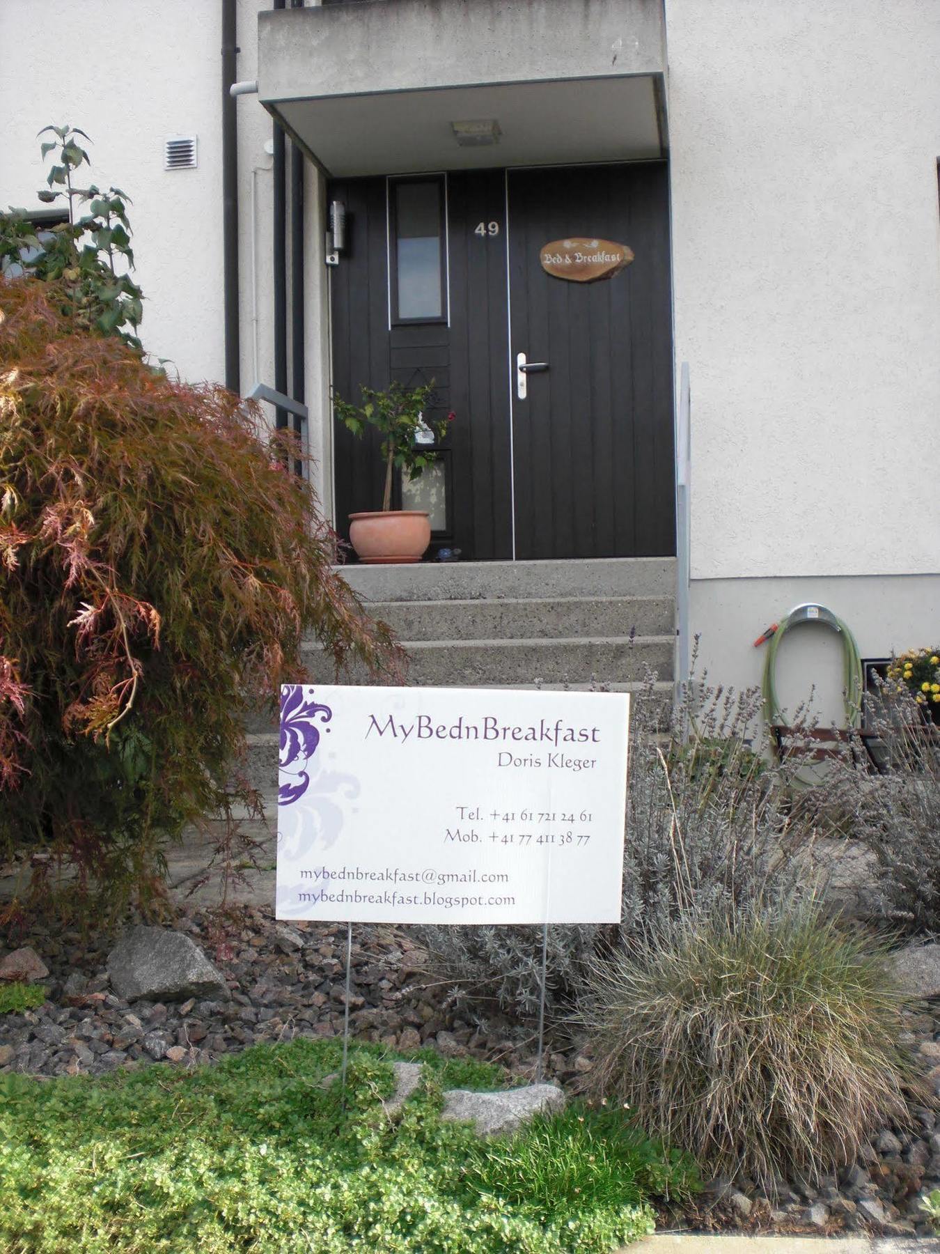 Mybednbreakfast In Bottmingen Acomodação com café da manhã Exterior foto