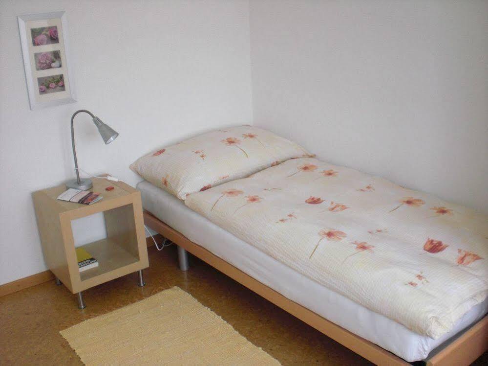 Mybednbreakfast In Bottmingen Acomodação com café da manhã Exterior foto