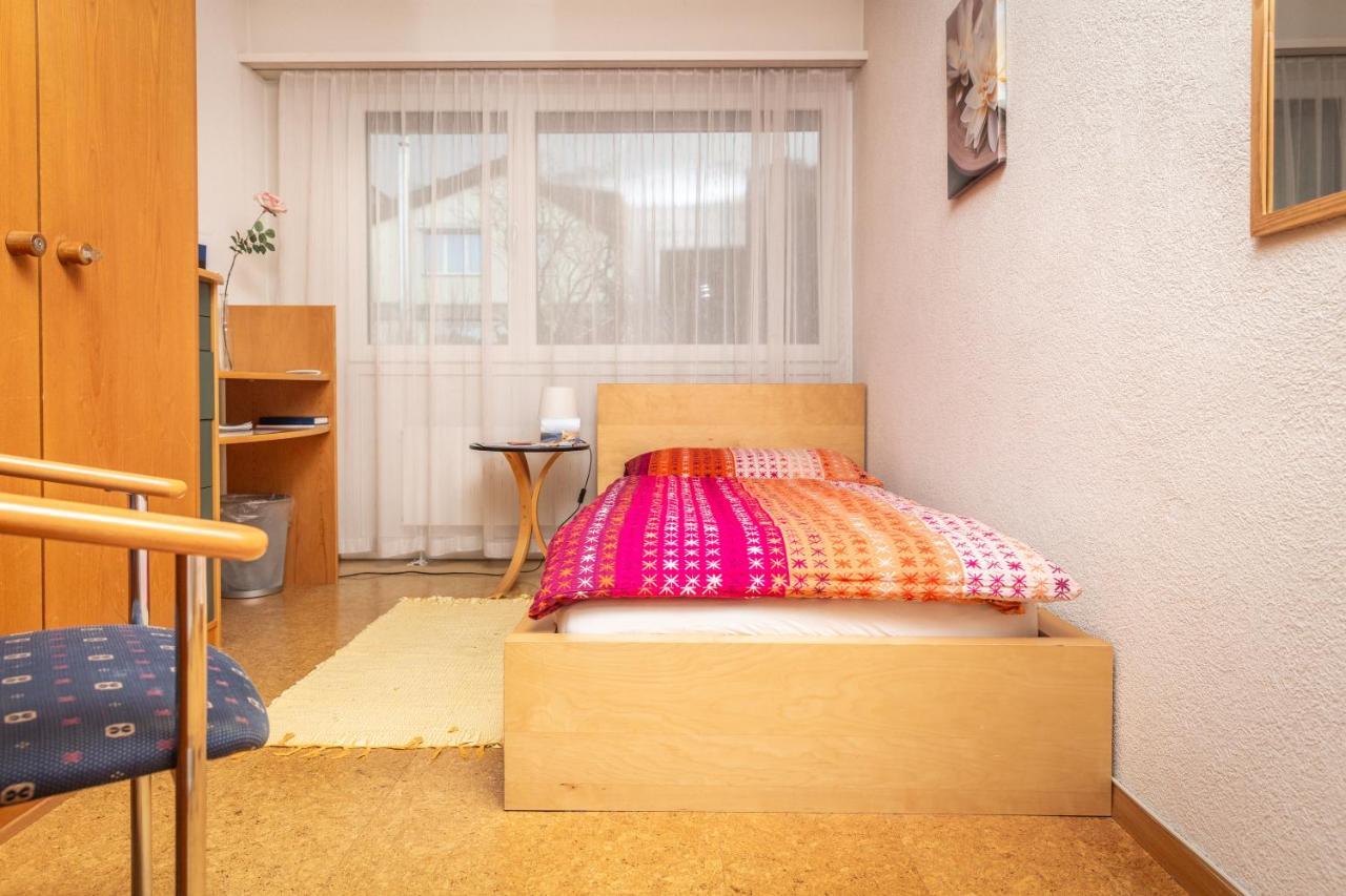 Mybednbreakfast In Bottmingen Acomodação com café da manhã Exterior foto