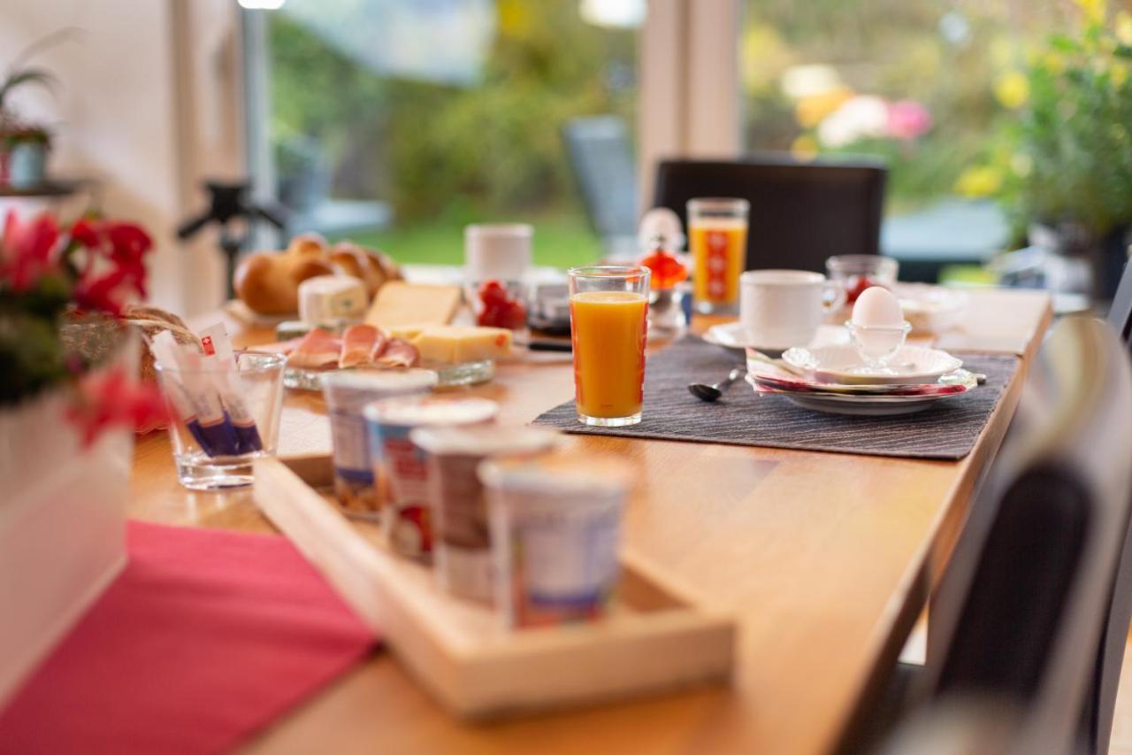 Mybednbreakfast In Bottmingen Acomodação com café da manhã Exterior foto