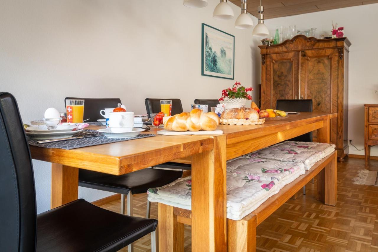 Mybednbreakfast In Bottmingen Acomodação com café da manhã Exterior foto